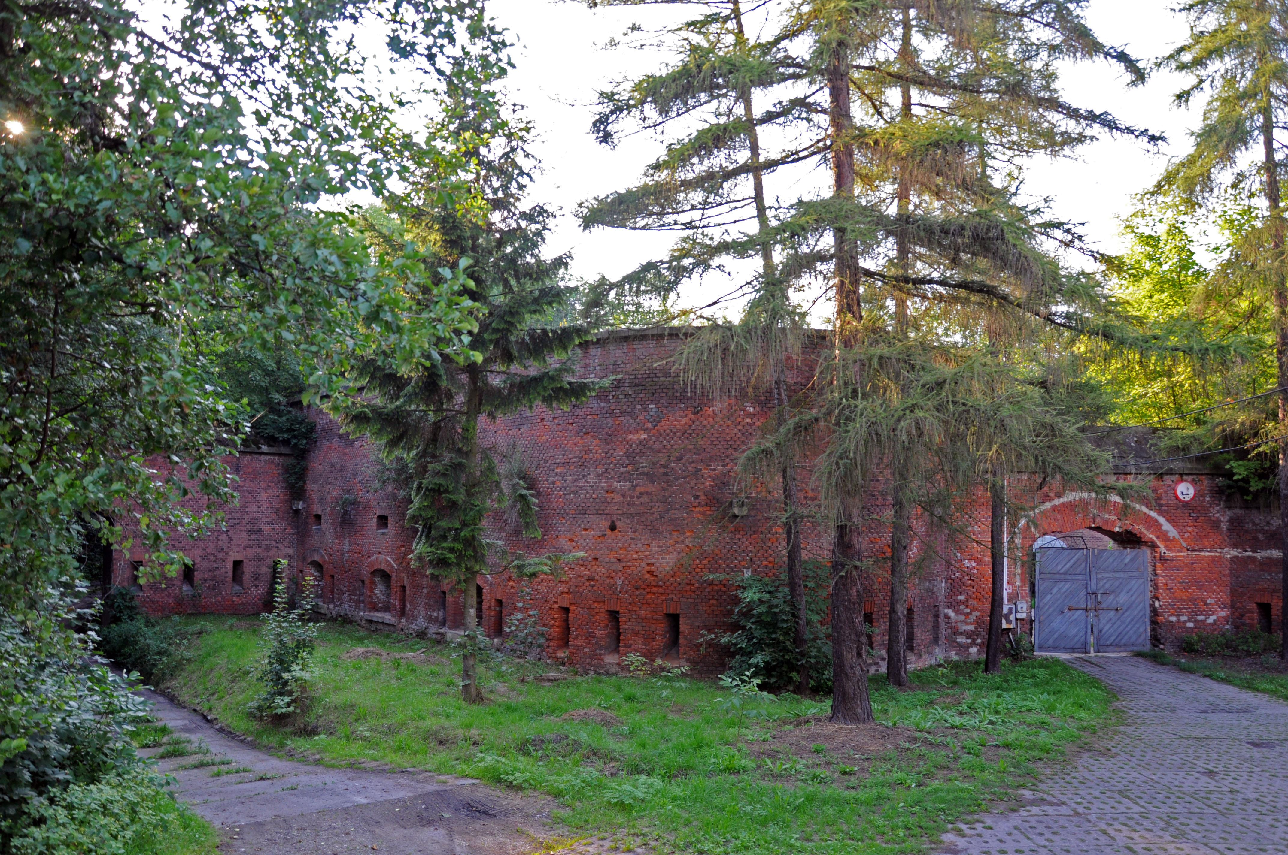 Fort reditowy 7 "Za Rzeką"